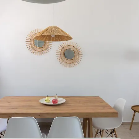 And Spacious In Paros Διαμέρισμα Νάουσα