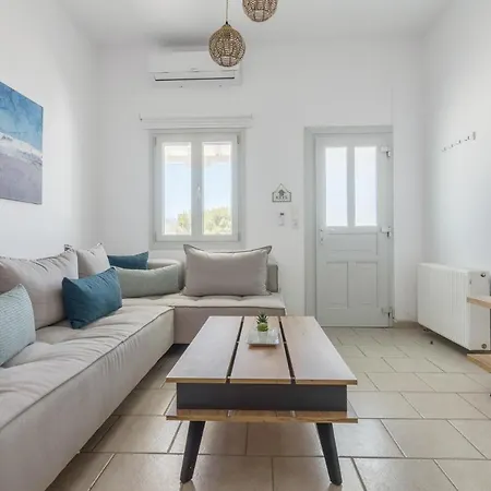 Διαμέρισμα And Spacious In Paros *