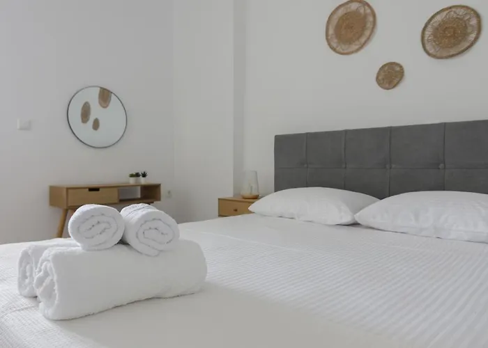 And Spacious In Paros Апартаменты *