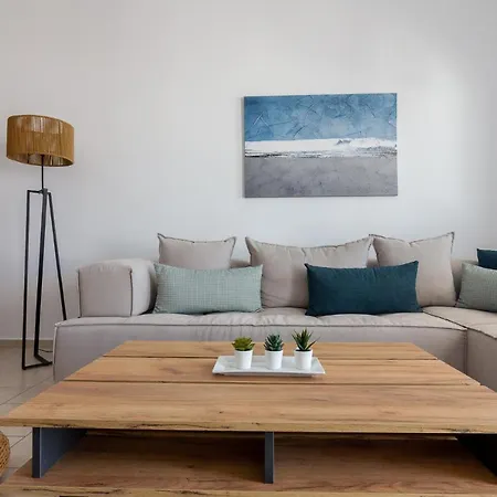 And Spacious In Paros * Naousa (Paros)