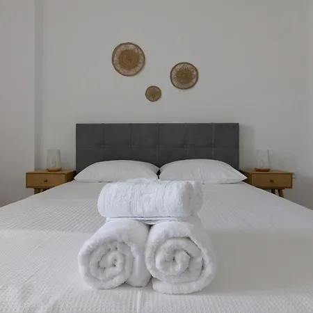 And Spacious In Paros Apartment Naousa (Paros)