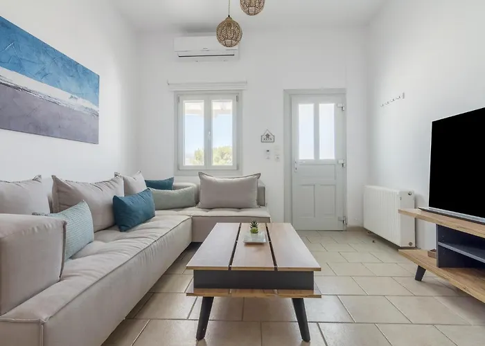 דירה And Spacious In Paros *